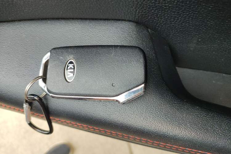 Used Kia KX3 2020 1.5L CVT Trend Edition Vehicle Key