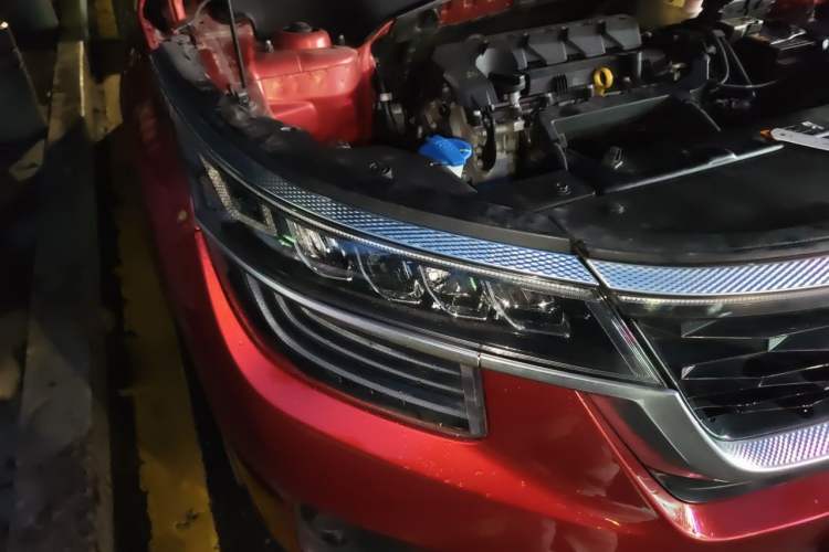 Used Kia KX3 2021 1.5L CVT Refreshed Edition Right Front Headlight