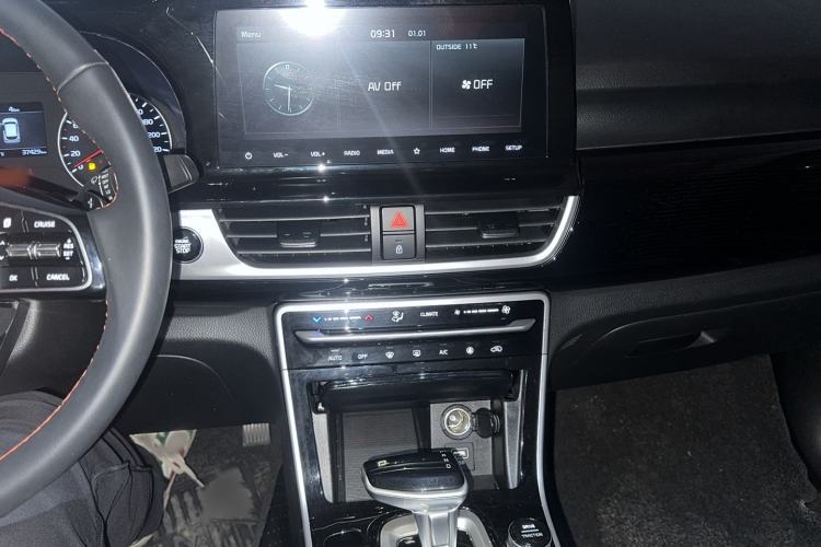 Used Kia KX3 2021 1.5L CVT Trend Edition Audio And AC Panel