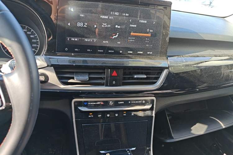 Used Kia KX3 2021 1.5L CVT Trend Edition Audio And AC Panel