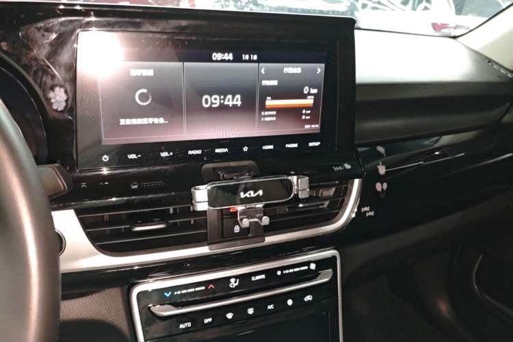 Used Kia KX3 2021 1.5L CVT Trend Edition Audio And AC Panel