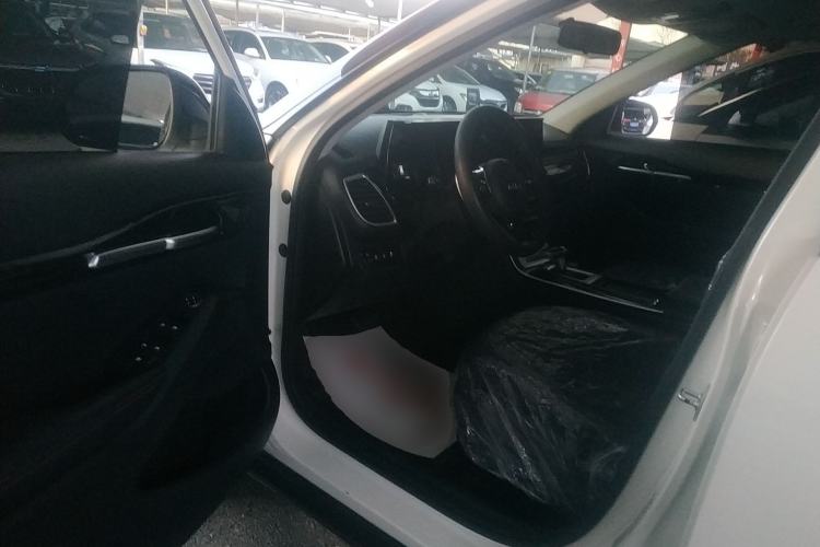 Used Kia KX3 2021 1.5L CVT Trend Edition Driver Seat