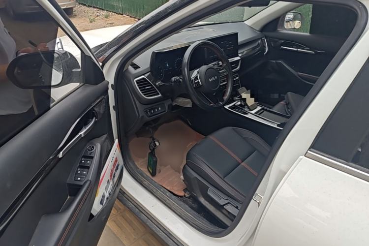 Used Kia KX3 2021 1.5L CVT Trend Edition Driver Seat