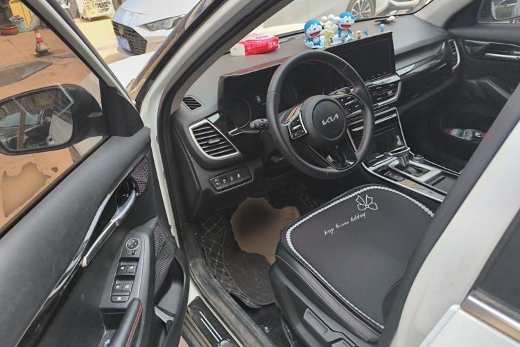 Used Kia KX3 2021 1.5L CVT Trend Edition Driver Seat