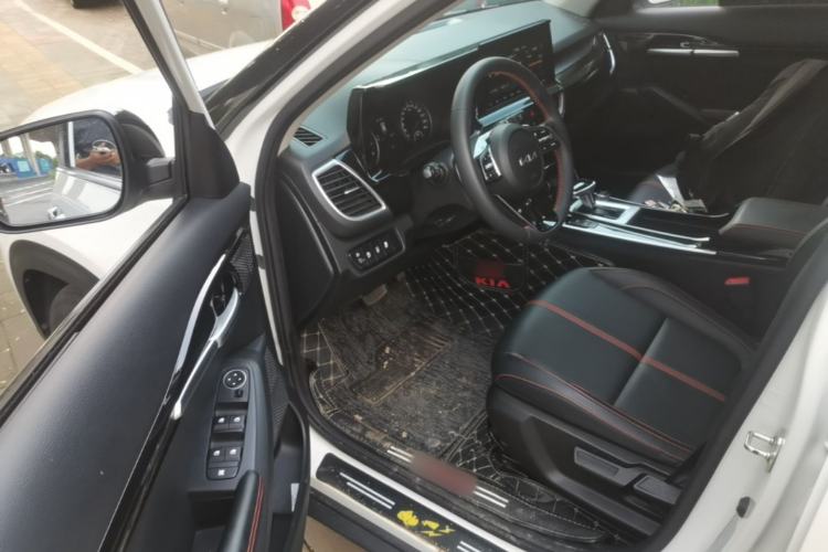 Used Kia KX3 2021 1.5L CVT Trend Edition Driver Seat