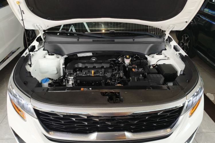 Used Kia KX3 2021 1.5L CVT Trend Edition Engine Bay