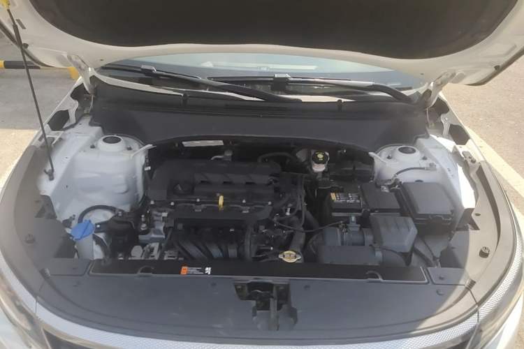 Used Kia KX3 2021 1.5L CVT Trend Edition Engine Bay