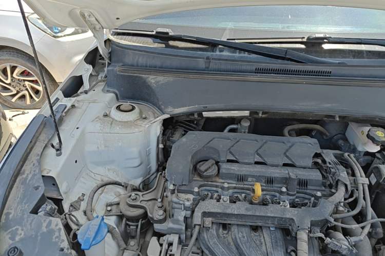Used Kia KX3 2021 1.5L CVT Trend Edition Engine Bay Right
