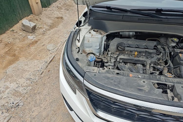 Used Kia KX3 2021 1.5L CVT Trend Edition Engine Bay Right