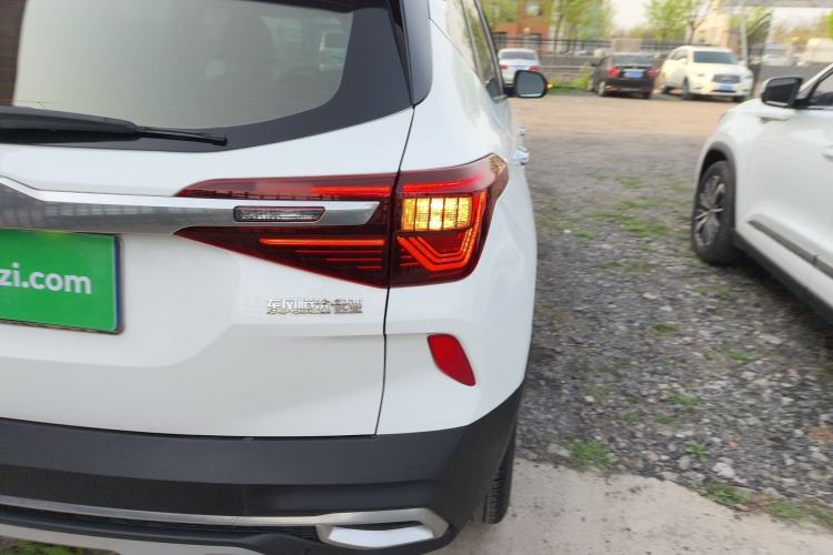 Used Kia KX3 2021 1.5L CVT Trend Edition Exterior 3
