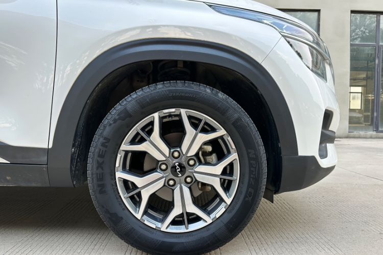 Used Kia KX3 2021 1.5L CVT Trend Edition Exterior 3