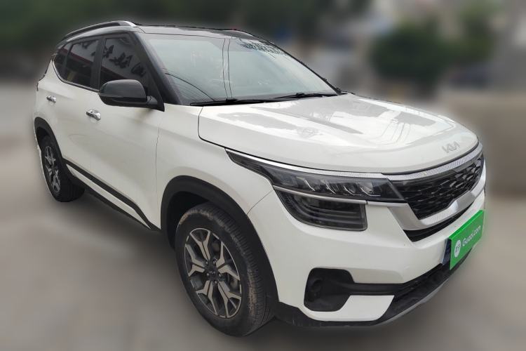 Used Kia KX3 2021 1.5L CVT Trend Edition Front Right 45 Deg