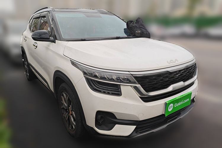 Used Kia KX3 2021 1.5L CVT Trend Edition Front Right 45 Deg