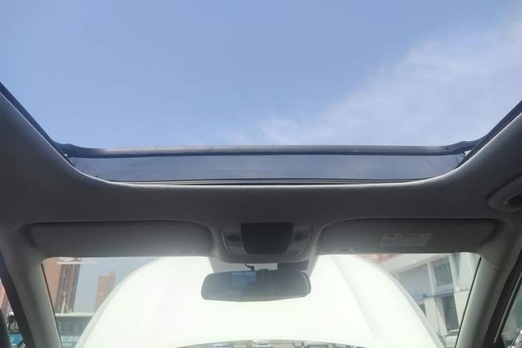 Used Kia KX3 2021 1.5L CVT Trend Edition Headliner