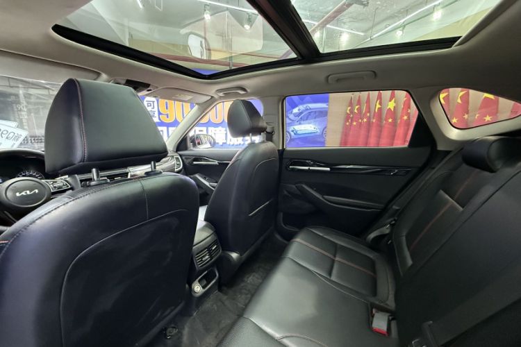 Used Kia KX3 2021 1.5L CVT Trend Edition Headliner