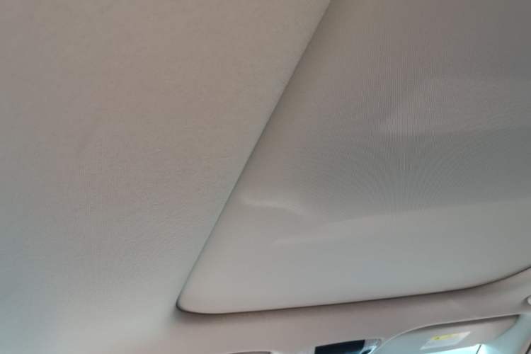 Used Kia KX3 2021 1.5L CVT Trend Edition Headliner