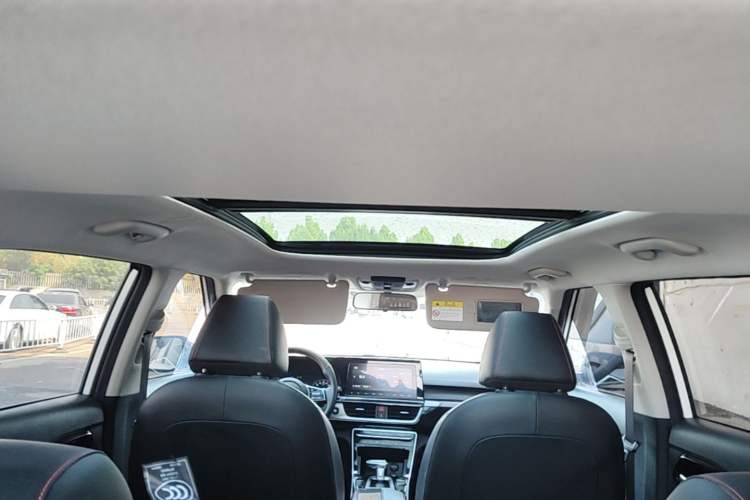 Used Kia KX3 2021 1.5L CVT Trend Edition Headliner