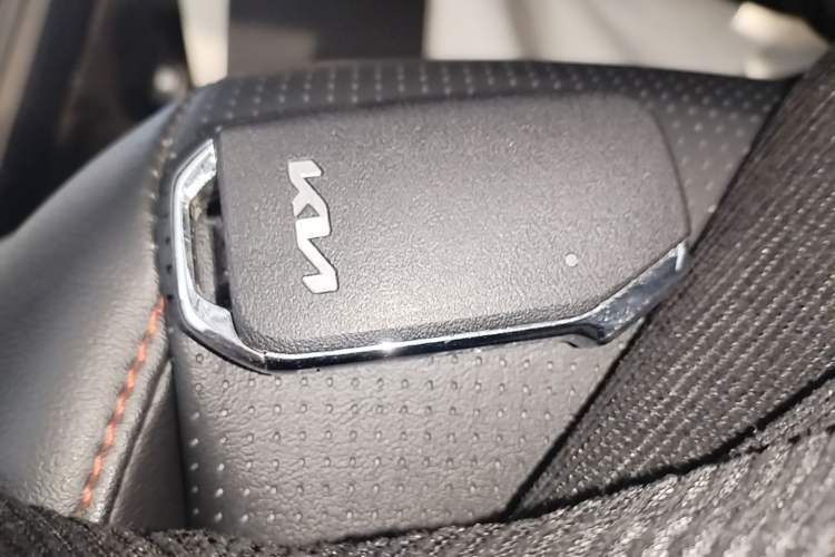 Used Kia KX3 2021 1.5L CVT Trend Edition Interior 1