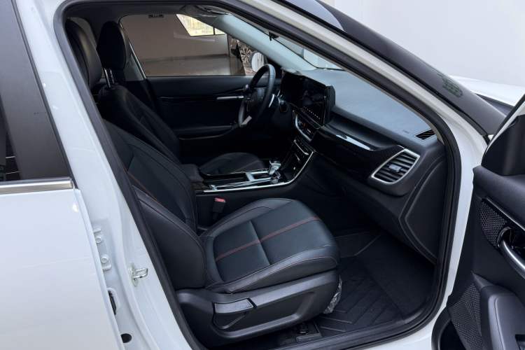 Used Kia KX3 2021 1.5L CVT Refreshed Edition Interior 10