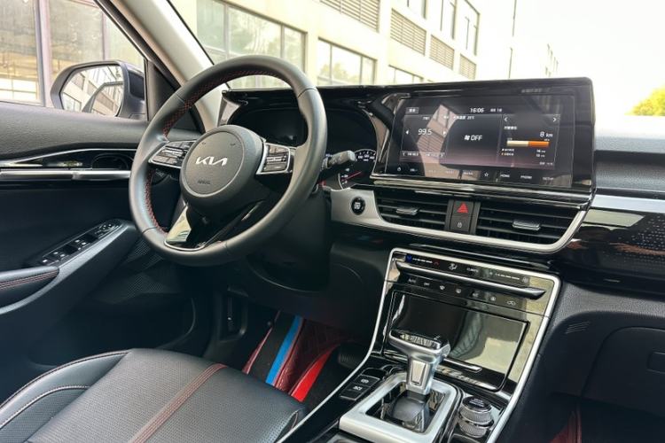 Used Kia KX3 2021 1.5L CVT Trend Edition Interior 2