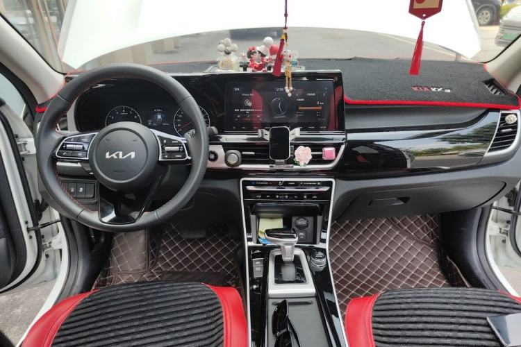 Used Kia KX3 2021 1.5L CVT Trend Edition Interior 2