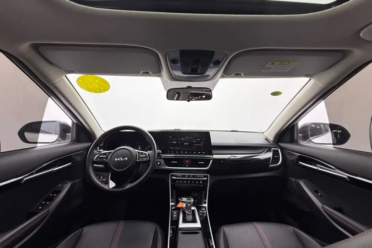 Used Kia KX3 2021 1.5L CVT Trend Edition Interior 3
