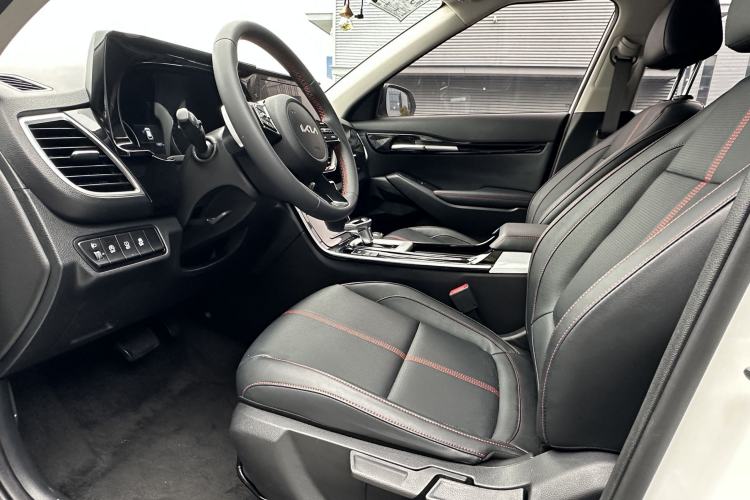 Used Kia KX3 2021 1.5L CVT Trend Edition Interior 3