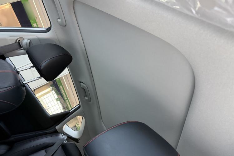 Used Kia KX3 2021 1.5L CVT Refreshed Edition Interior 9