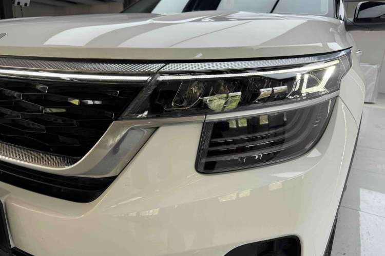 Used Kia KX3 2021 1.5L CVT Trend Edition Left Front Headlight