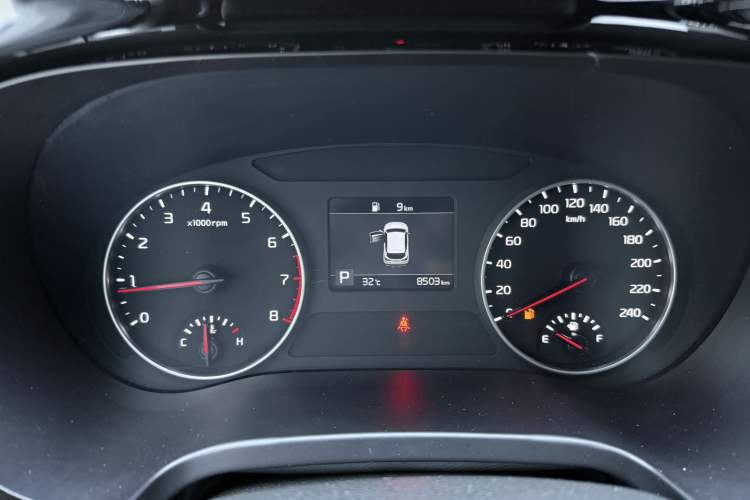 Used Kia KX3 2021 1.5L CVT Trend Edition Odometer Close Up