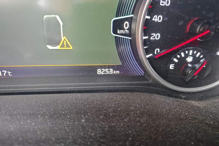 Used Kia KX3 2021 1.5L CVT All-Around Edition Odometer Close Up