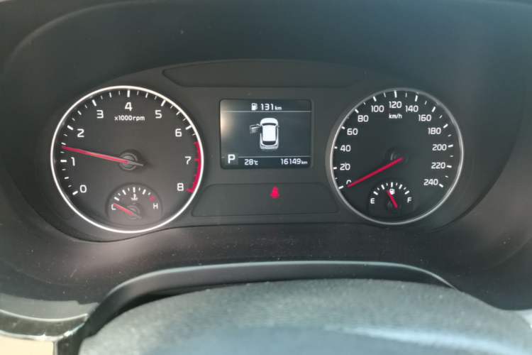 Used Kia KX3 2021 1.5L CVT Trend Edition Odometer Close Up