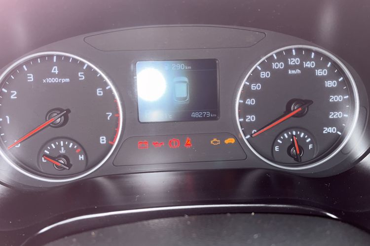 Used Kia KX3 2021 1.5L CVT Trend Edition Odometer Close Up