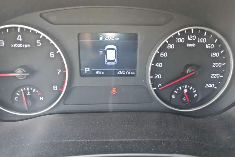 Used Kia KX3 2021 1.5L CVT Trend Edition Odometer Close Up