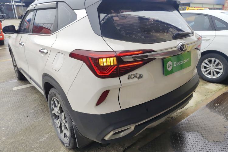 Used Kia KX3 2021 1.5L CVT Trend Edition Rear Left 45 Deg