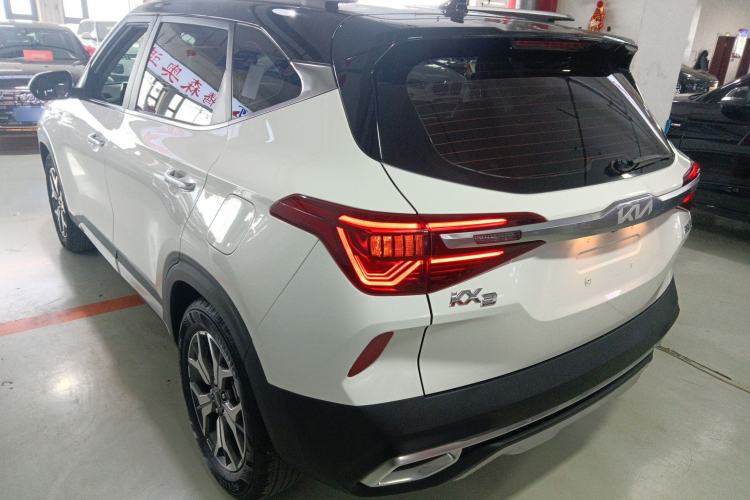 Used Kia KX3 2021 1.5L CVT Trend Edition Rear Left 45 Deg