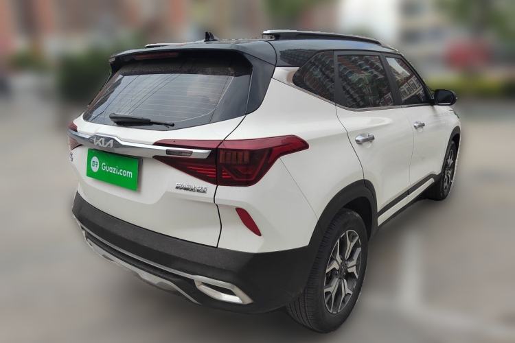 Used Kia KX3 2021 1.5L CVT Trend Edition Rear Right 45 Deg