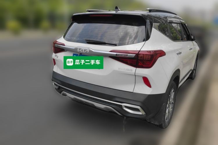 Used Kia KX3 2021 1.5L CVT Trend Edition Rear Right 45 Deg