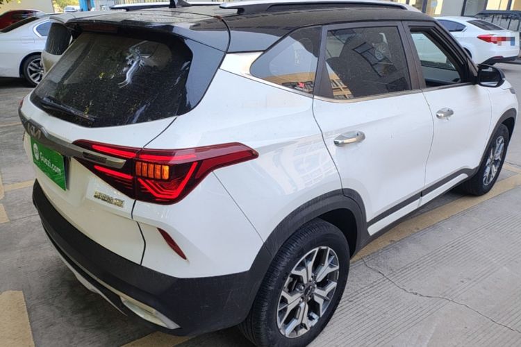 Used Kia KX3 2021 1.5L CVT Trend Edition Rear Right 45 Deg