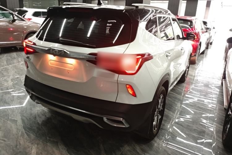 Used Kia KX3 2021 1.5L CVT Trend Edition Rear Right 45 Deg