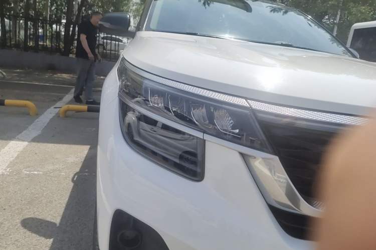 Used Kia KX3 2021 1.5L CVT Trend Edition Right Front Headlight