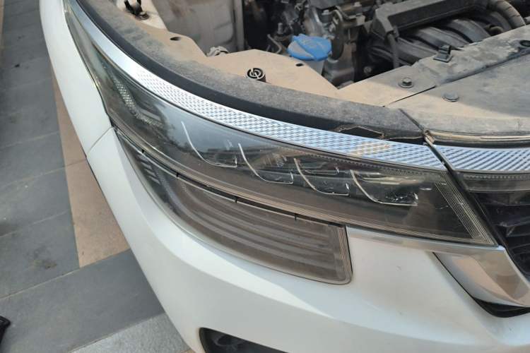 Used Kia KX3 2021 1.5L CVT Trend Edition Right Front Headlight
