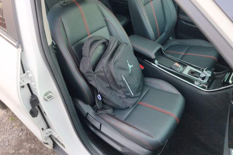 Used Kia KX3 2021 1.5L CVT Trend Edition Right Front Seat