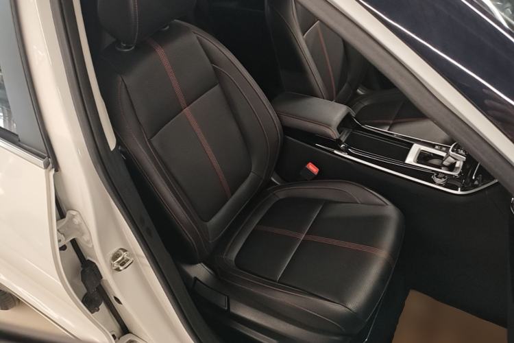 Used Kia KX3 2021 1.5L CVT All-Around Edition Right Front Seat