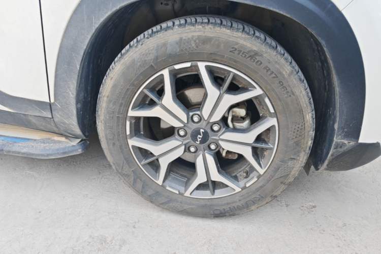 Used Kia KX3 2021 1.5L CVT Trend Edition Right Front Wheel Hub