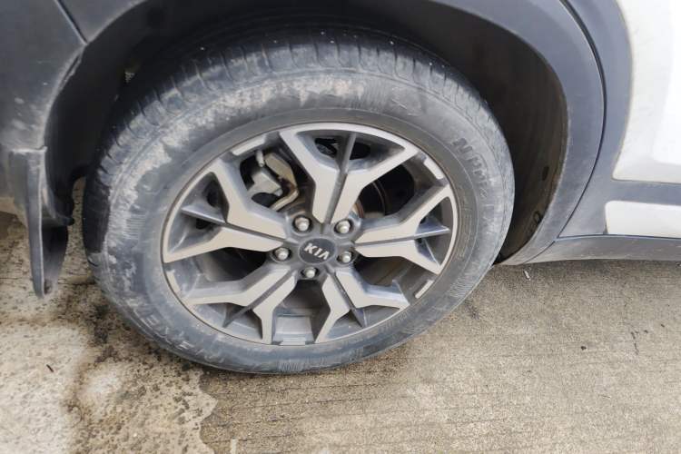 Used Kia KX3 2021 1.5L CVT Trend Edition Right Rear Wheel Hub