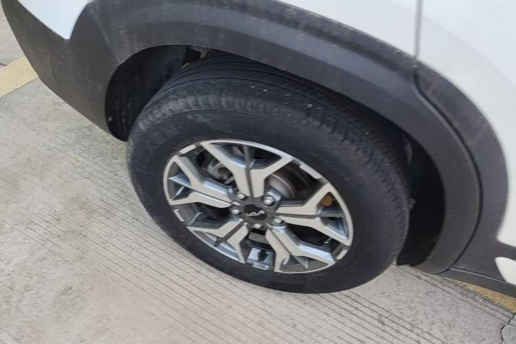 Used Kia KX3 2021 1.5L CVT Trend Edition Right Rear Wheel Hub