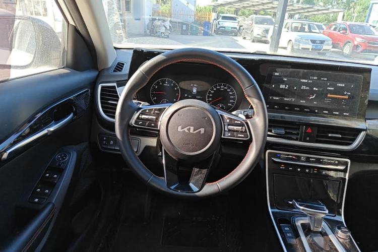 Used Kia KX3 2021 1.5L CVT Trend Edition Steering Wheel