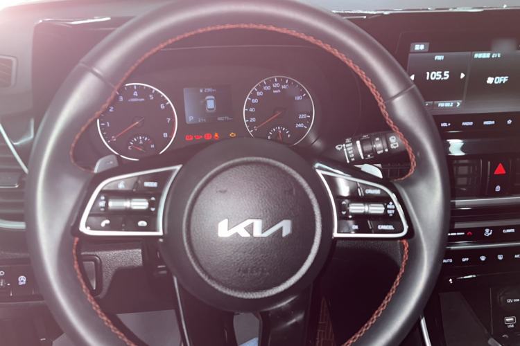 Used Kia KX3 2021 1.5L CVT Trend Edition Steering Wheel