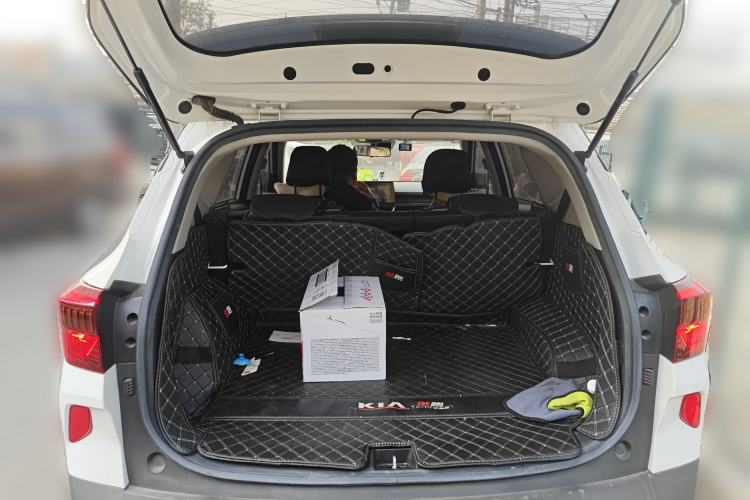 Used Kia KX3 2021 1.5L CVT All-Around Edition Trunk